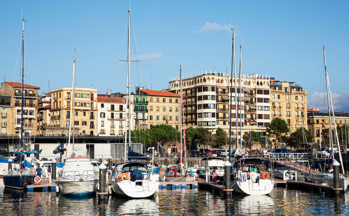 Portorož v živo: plaže, letališče in center prek spletnih kamer